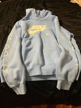 Nike Men’s Light Blue Hoodie with Pale Yellow Logo